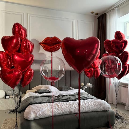 Оформлення кімнати кульками у романтичному стилі