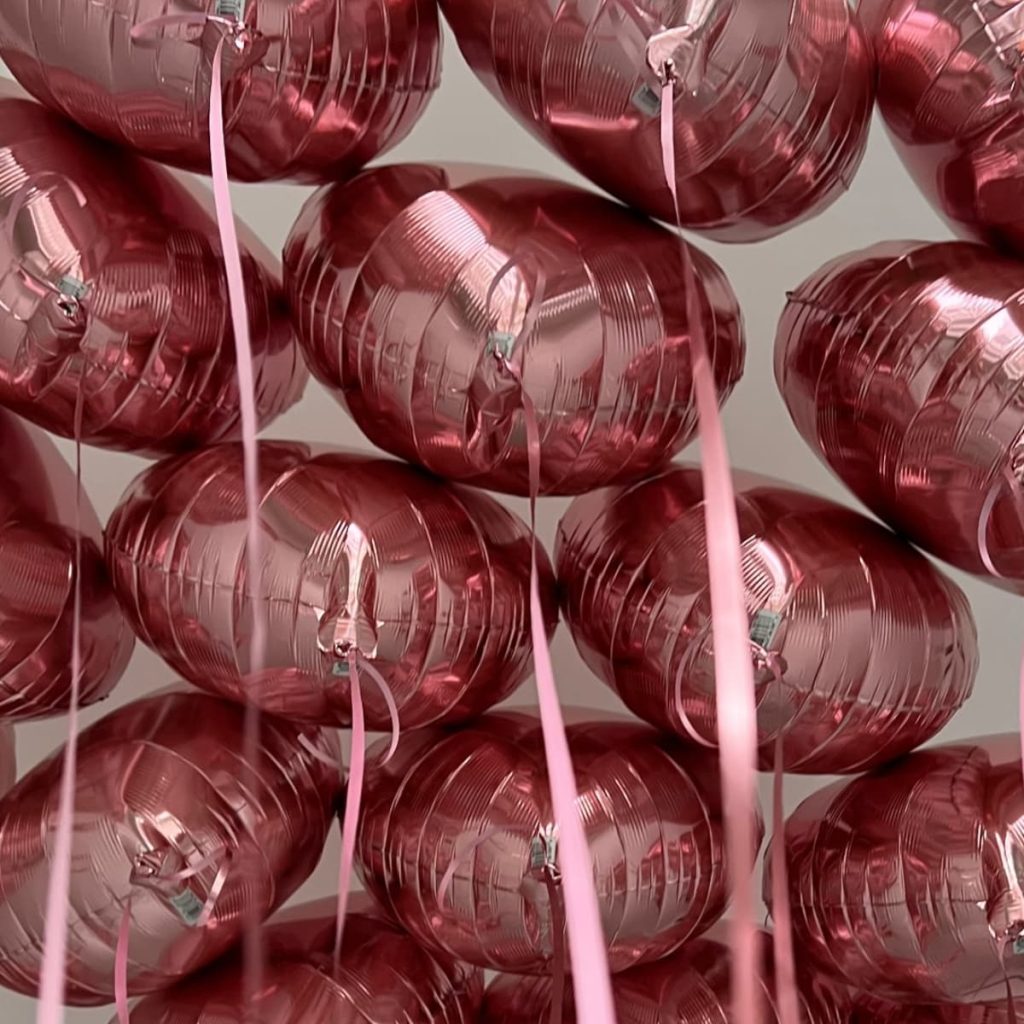 Набір сюрприз кульки-серця для коханої «Rose Gold Hearts»