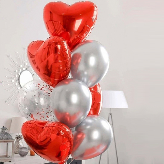 Кульки червоні сердечки та срібні хром кульки